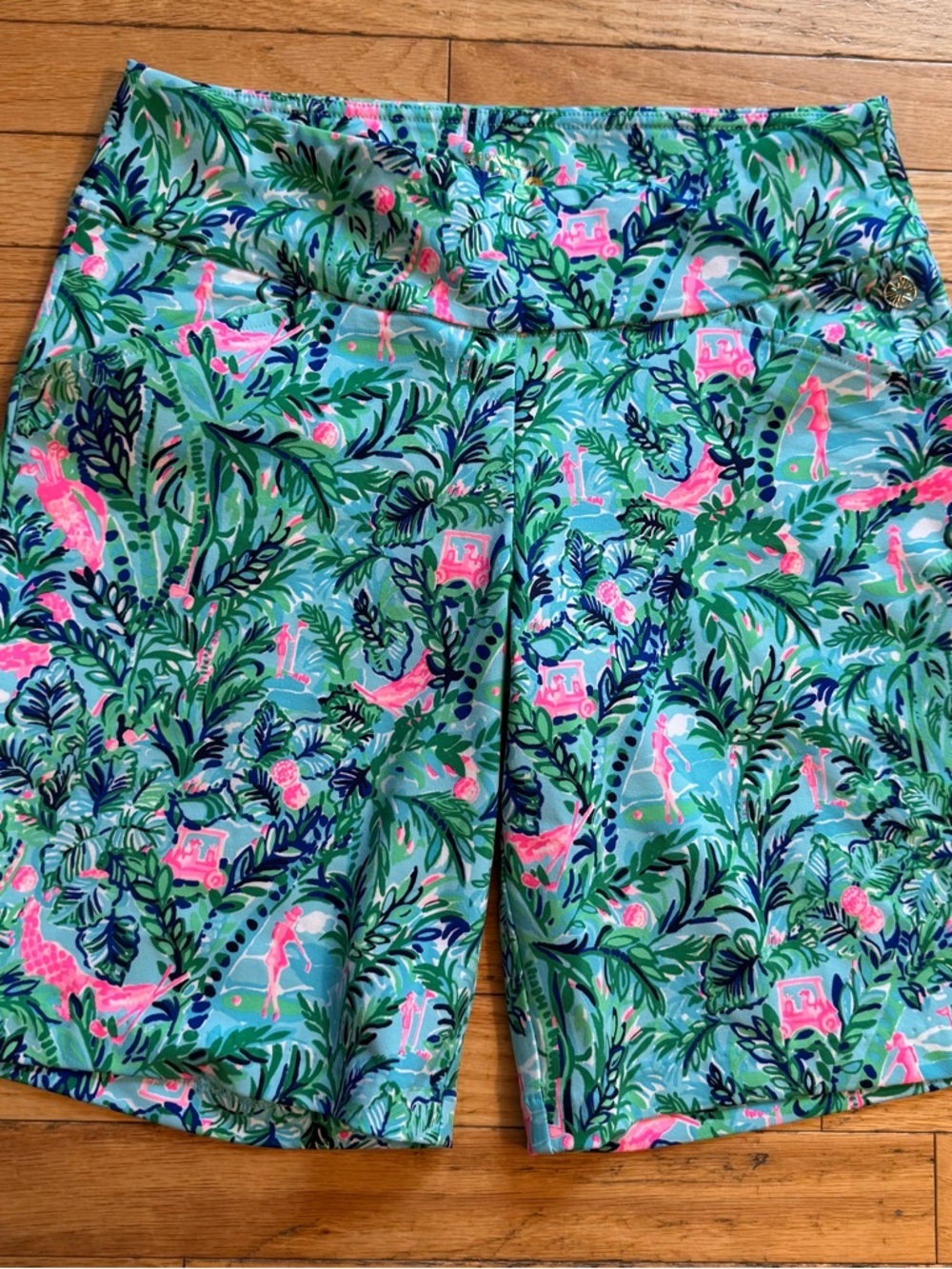Lilly Pulitzer Luxletic Golf Shorts Womens 6‎ Blue Pink Tropical Golf Cart Print